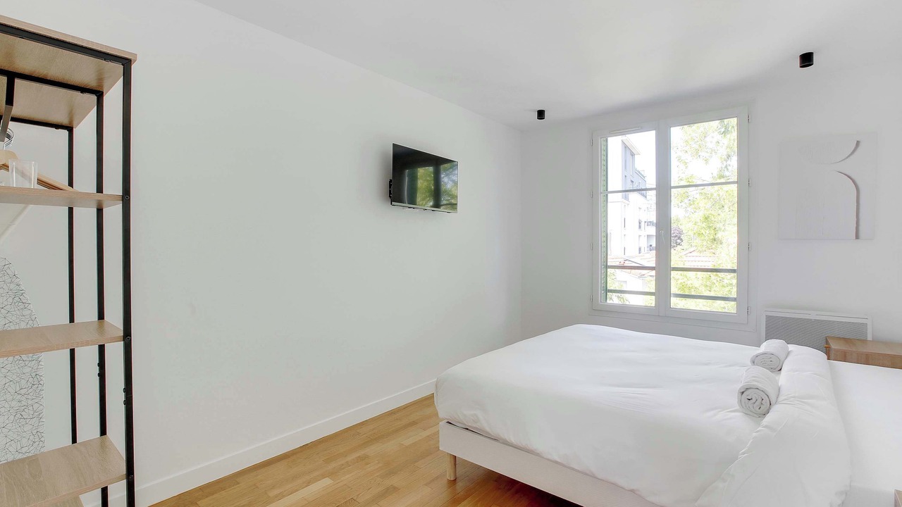 Photo of Bedroom in Saint-Ouen