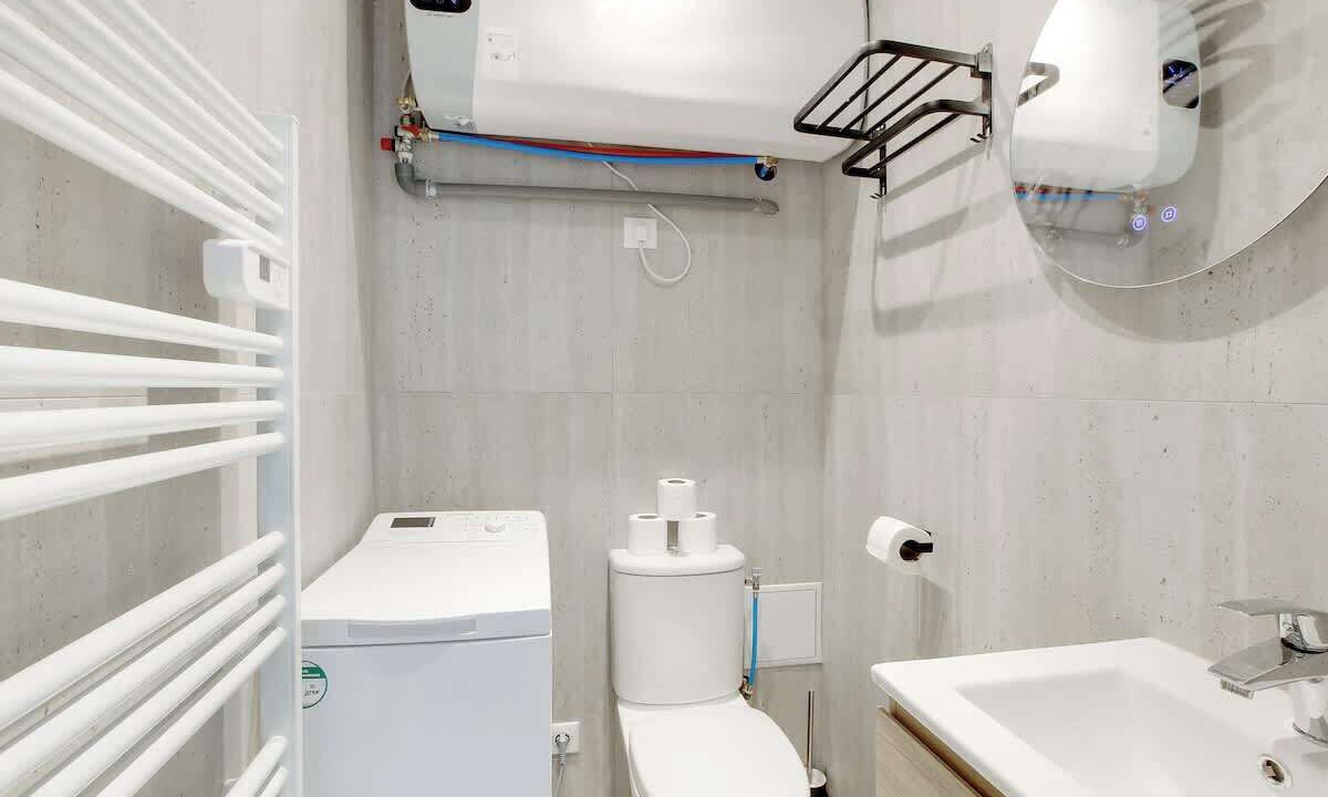 Photo of Bathroom in Saint-Ouen