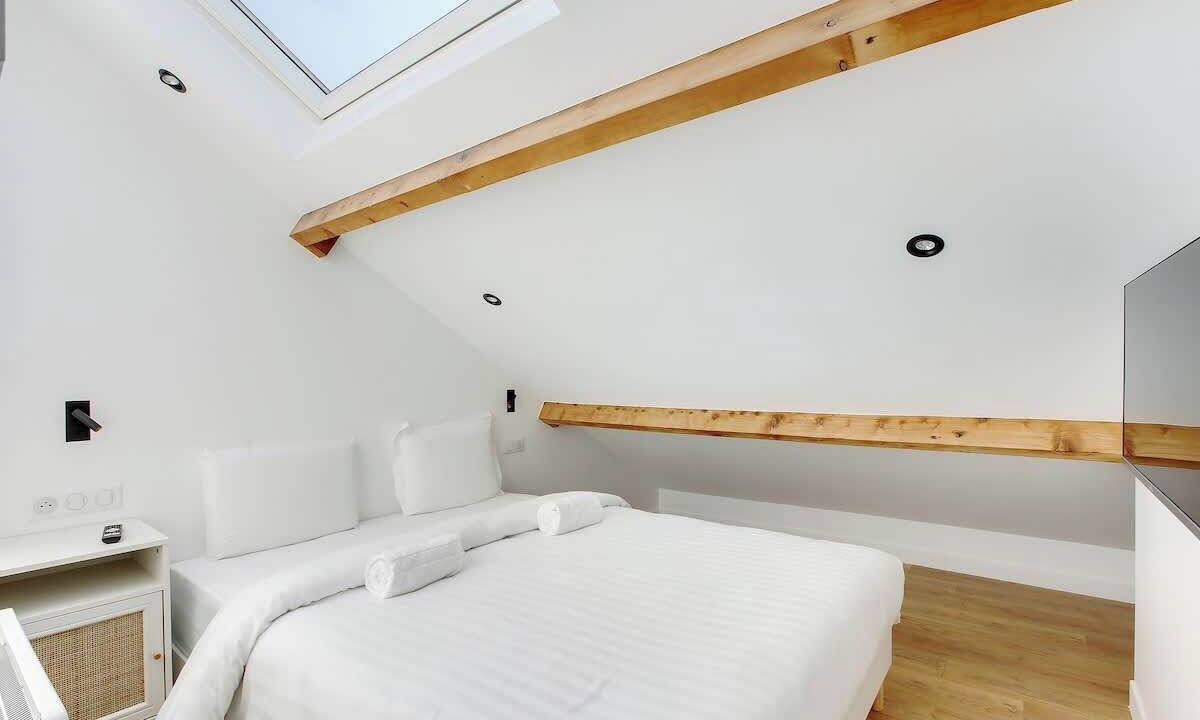 Photo of Bedroom in Saint-Ouen