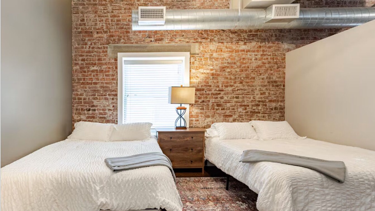 Photo of Bedroom in Mile Square
