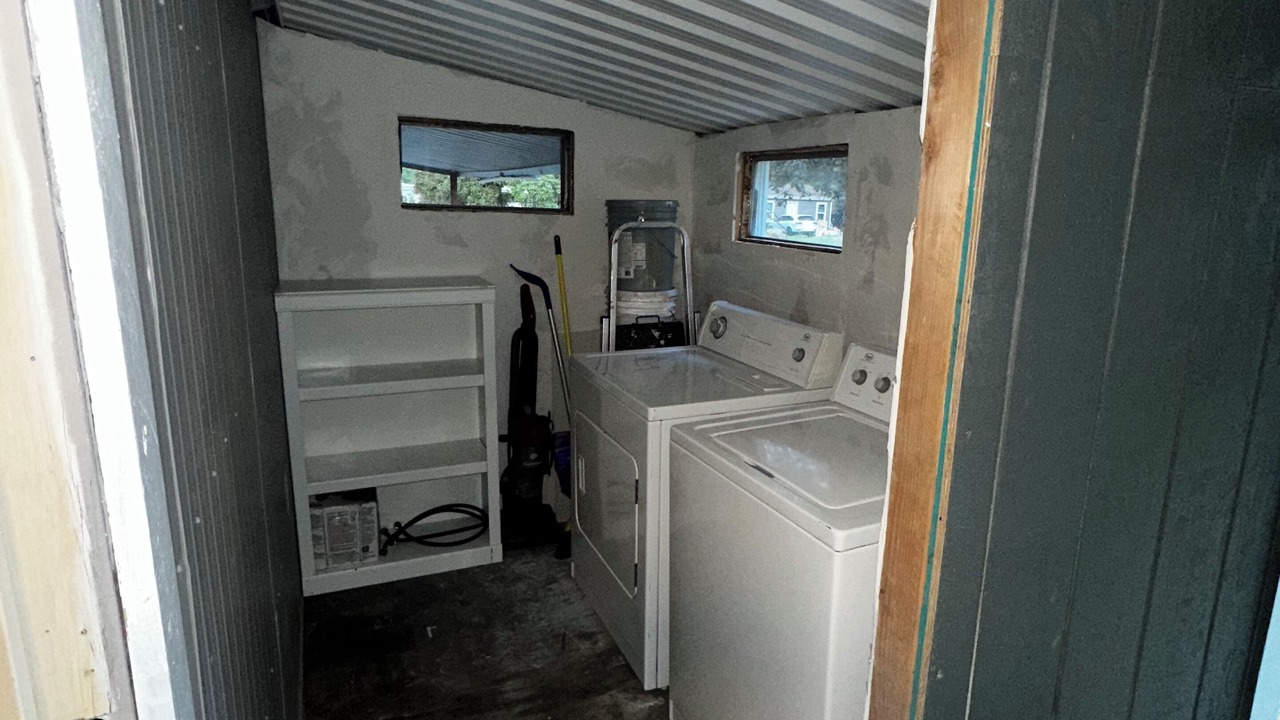 Photo of Others in Agate