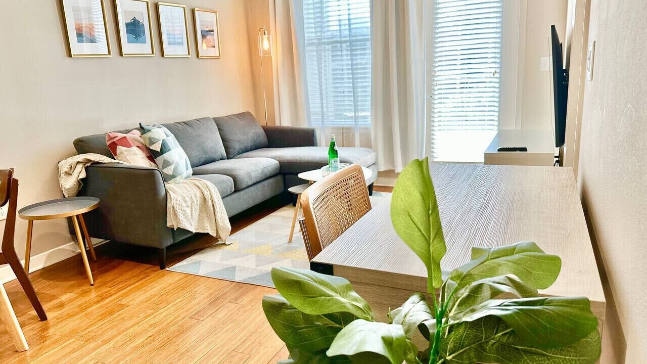 Photo of Livingroom in Texas Medical Center