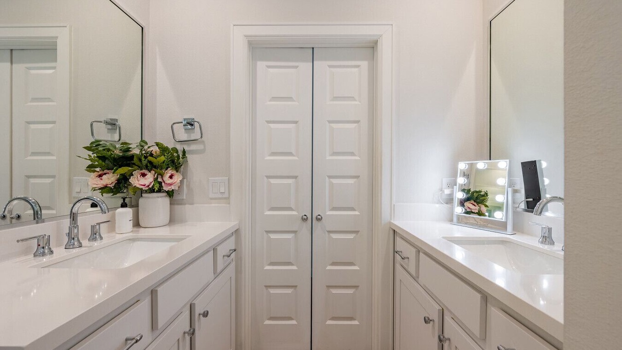 Photo of Bathroom in Astrodome