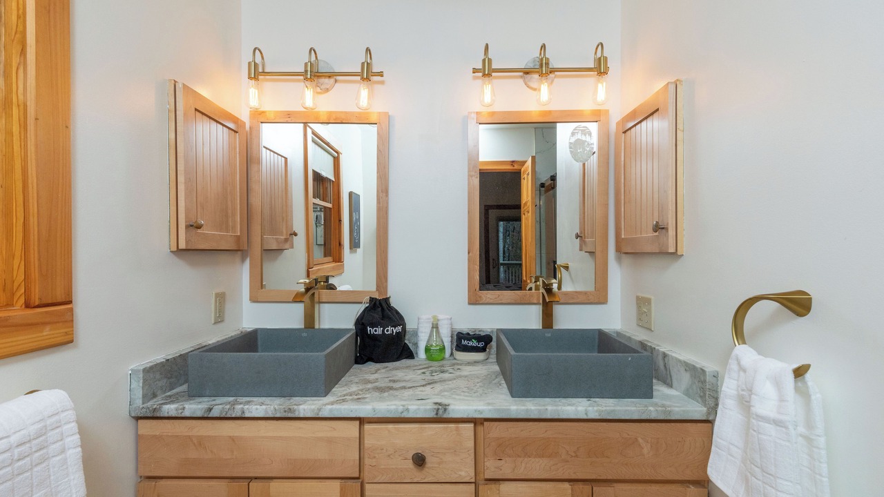 Photo of Bathroom in Whittier
