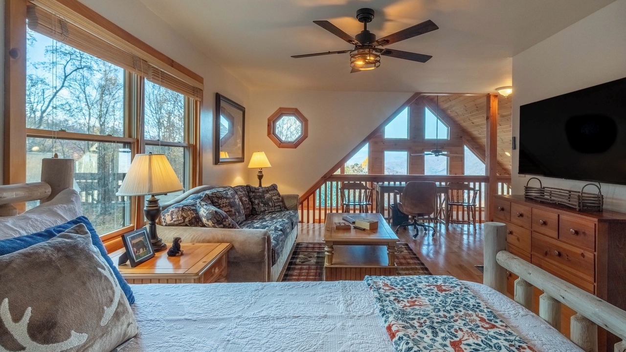 Photo of Livingroom in Whittier