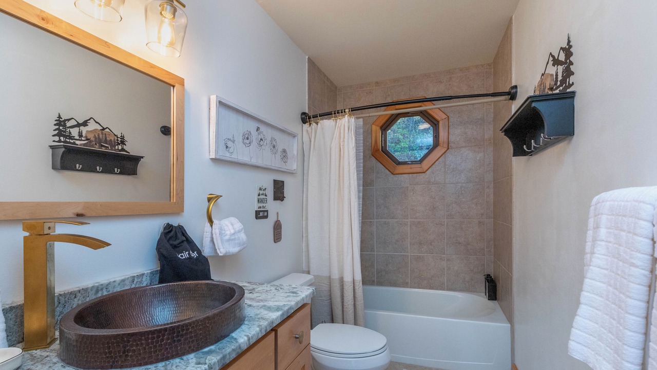 Photo of Bathroom in Whittier