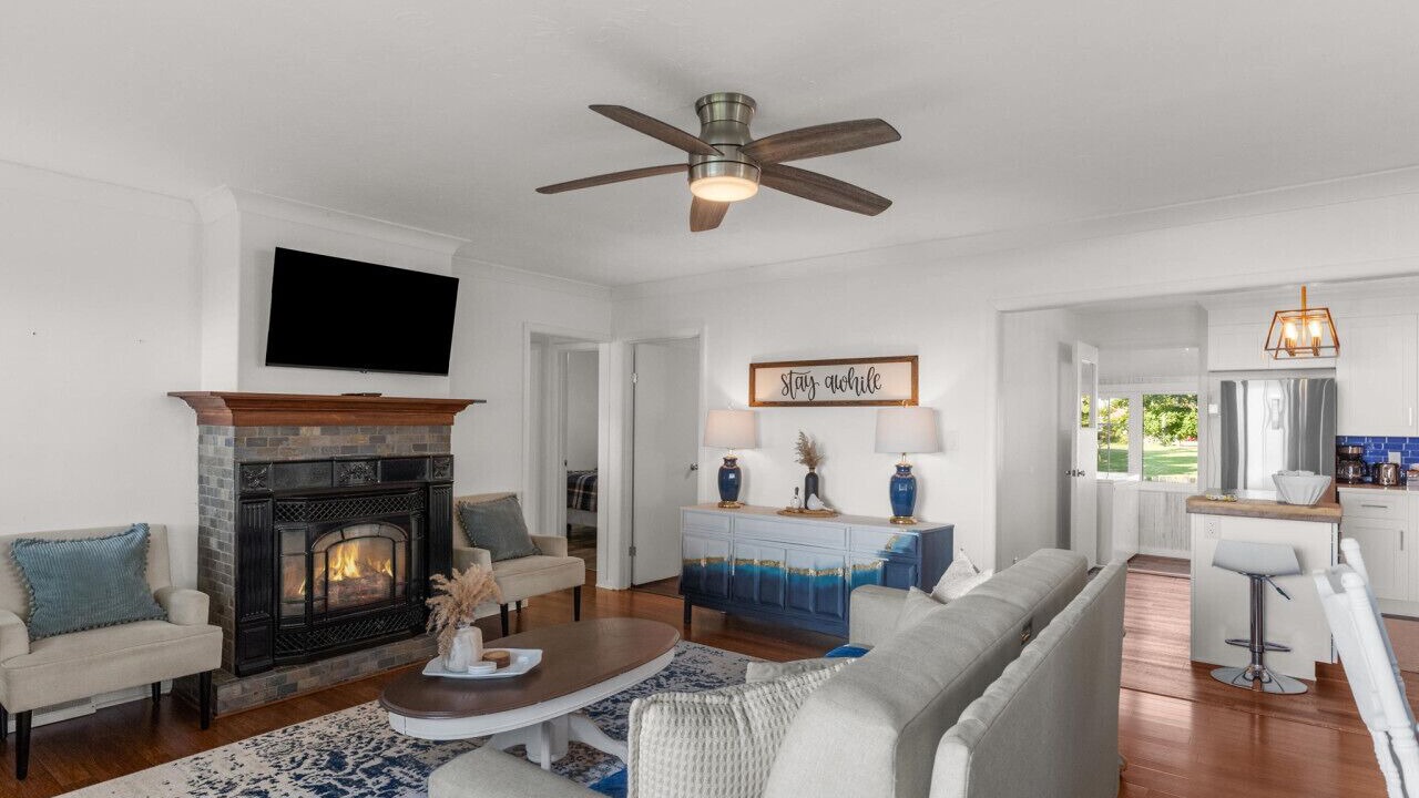 Photo of Livingroom in Leamington