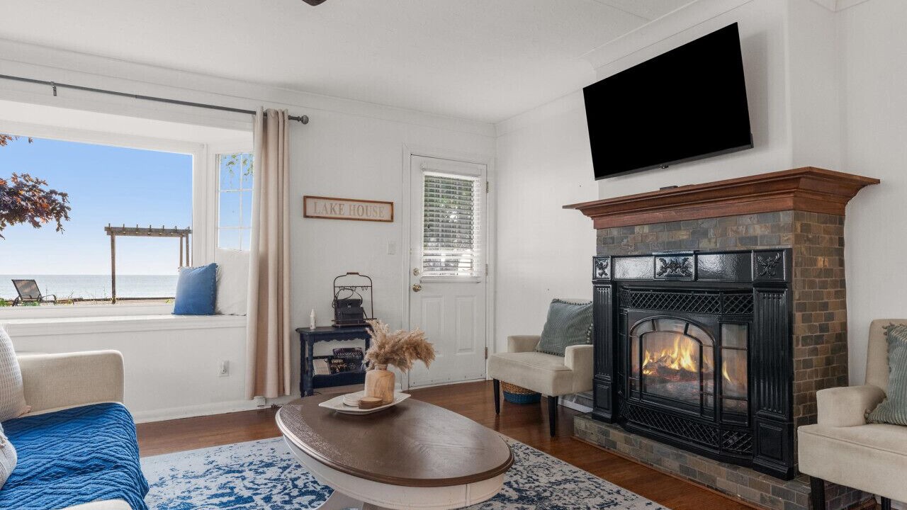 Photo of Livingroom in Leamington