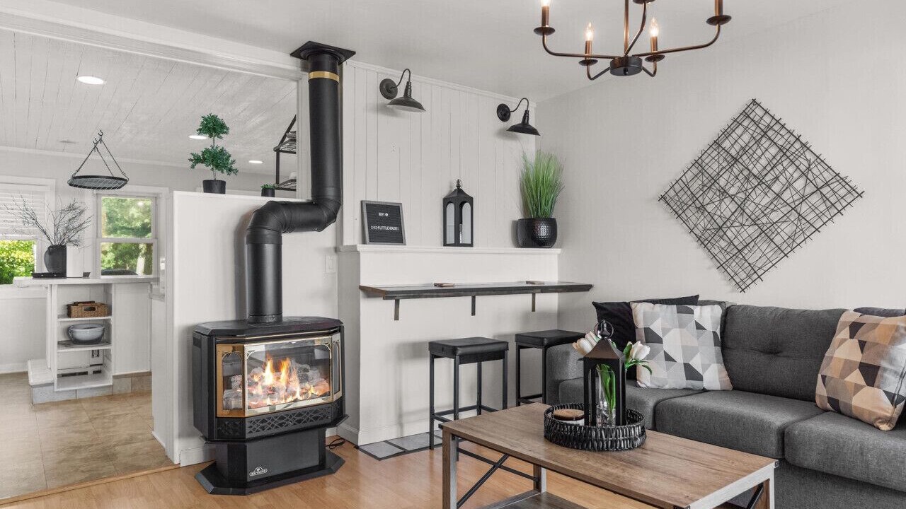 Photo of Livingroom in Leamington