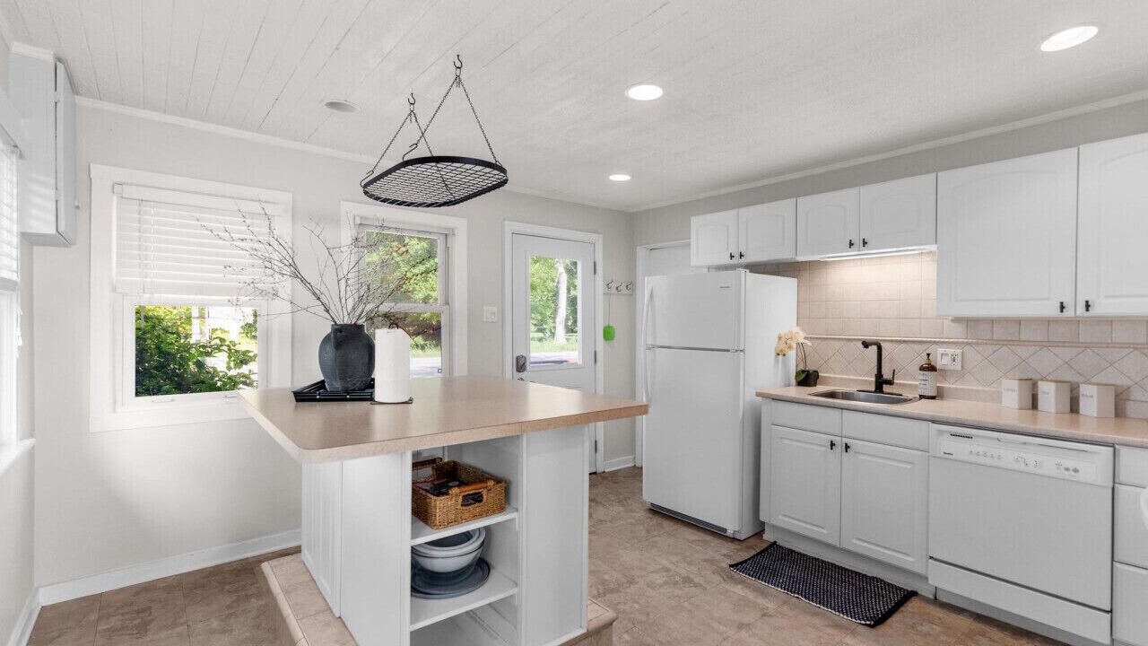 Photo of Kitchen in Leamington