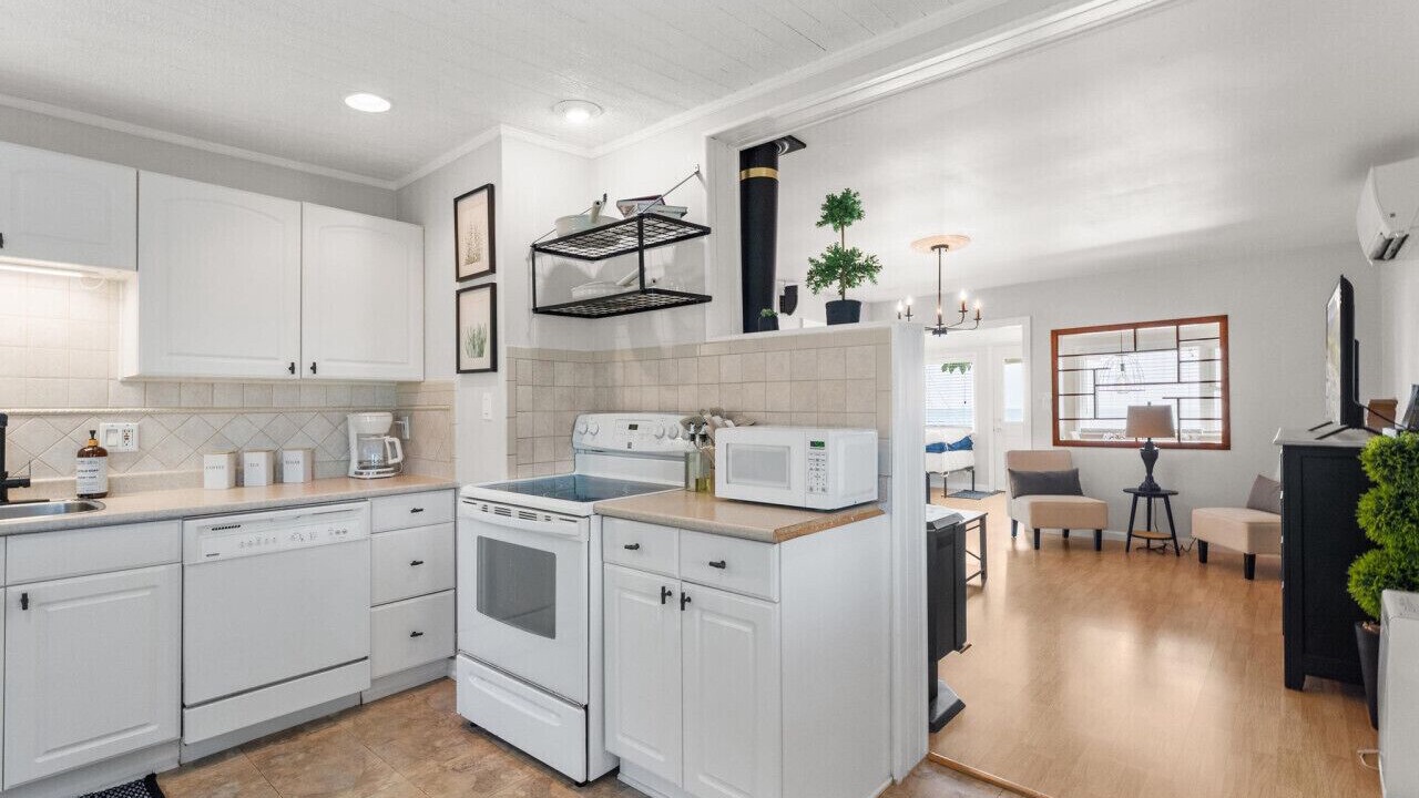 Photo of Kitchen in Leamington