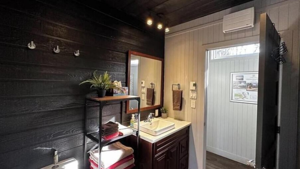 Photo of Bathroom in Baie-St-Paul