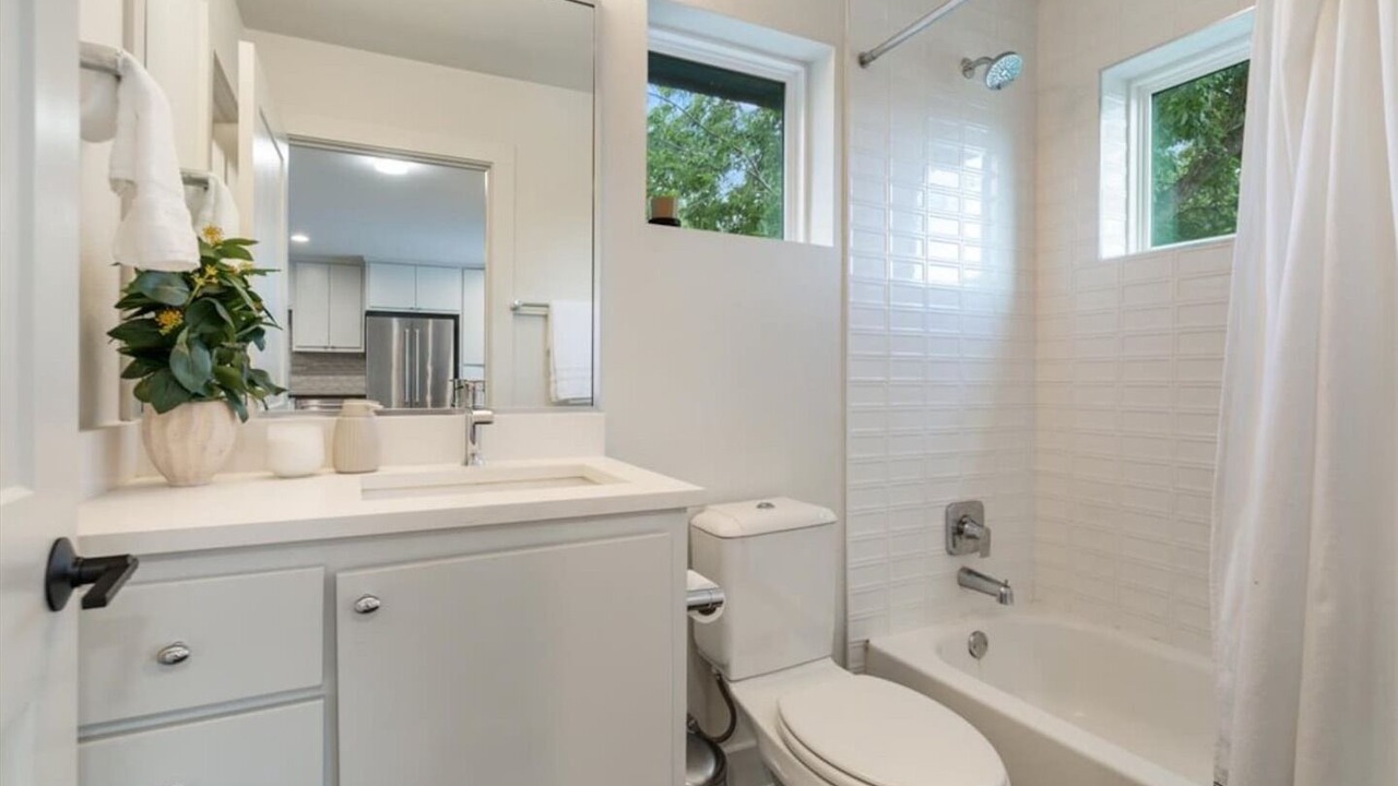 Photo of Bathroom in Swede Hill