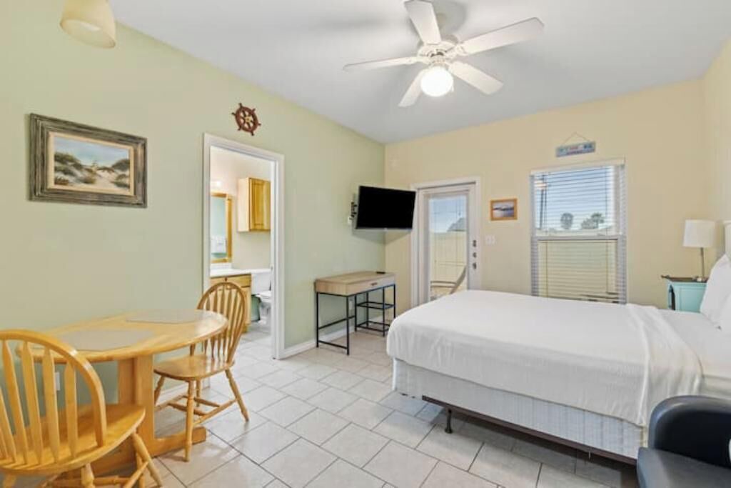 Photo of Bedroom in Corpus Christi