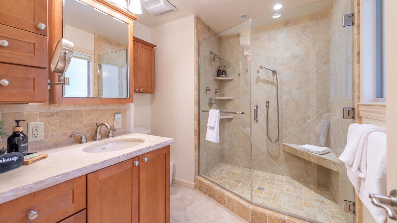 Photo of Bathroom in Kingswood Estates