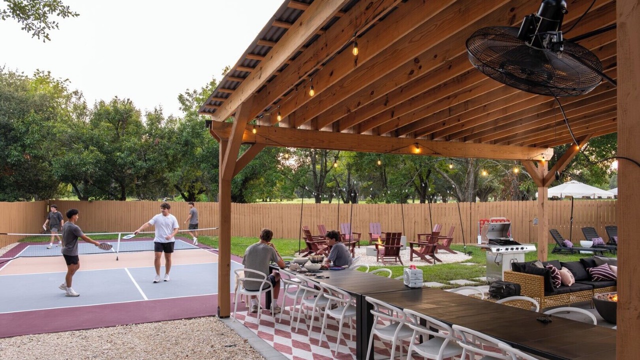 Photo of Outdoor in Briarcrest Estates