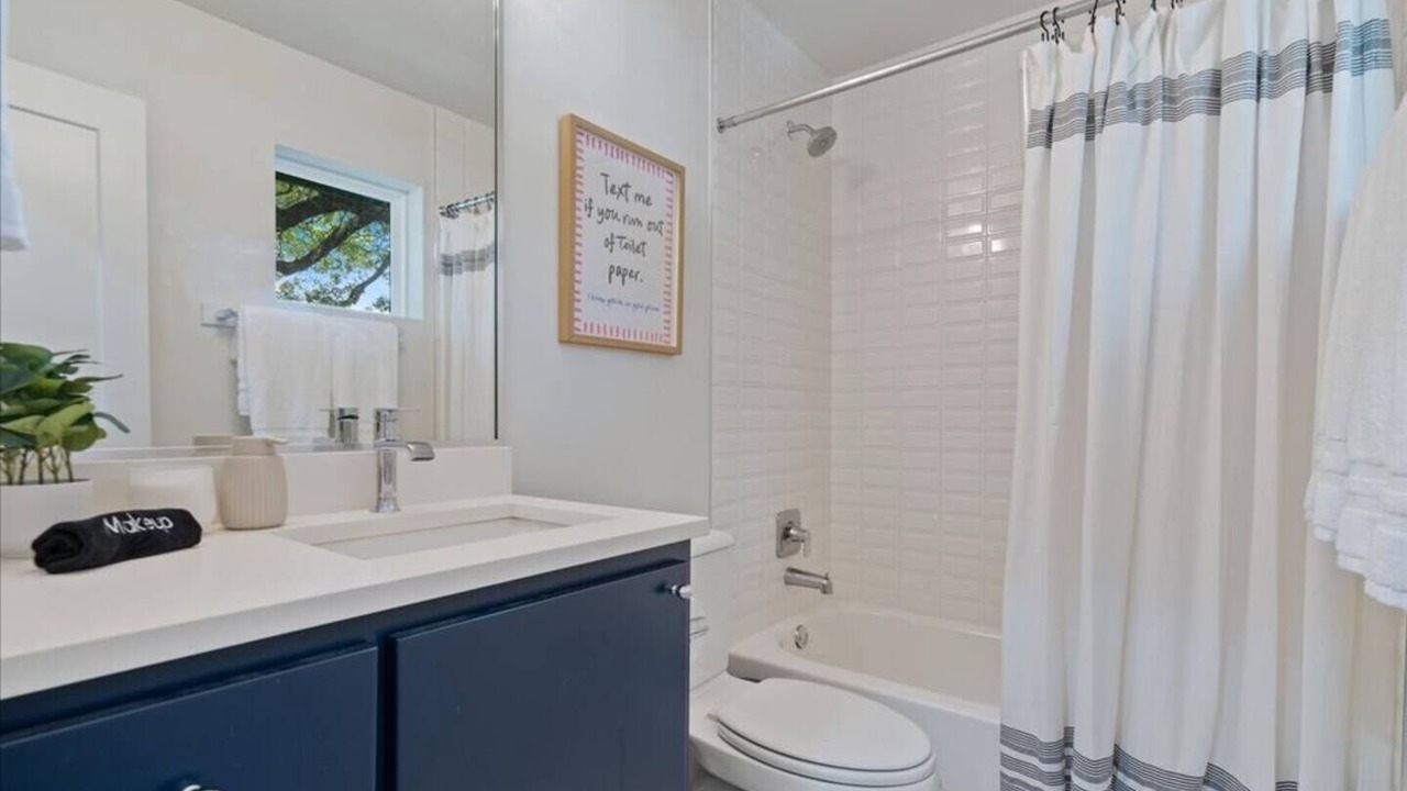 Photo of Bathroom in Swede Hill