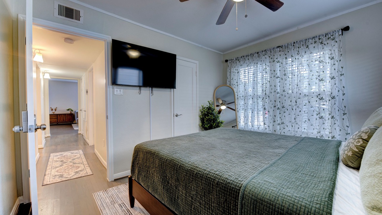 Photo of Bedroom in MacGregor
