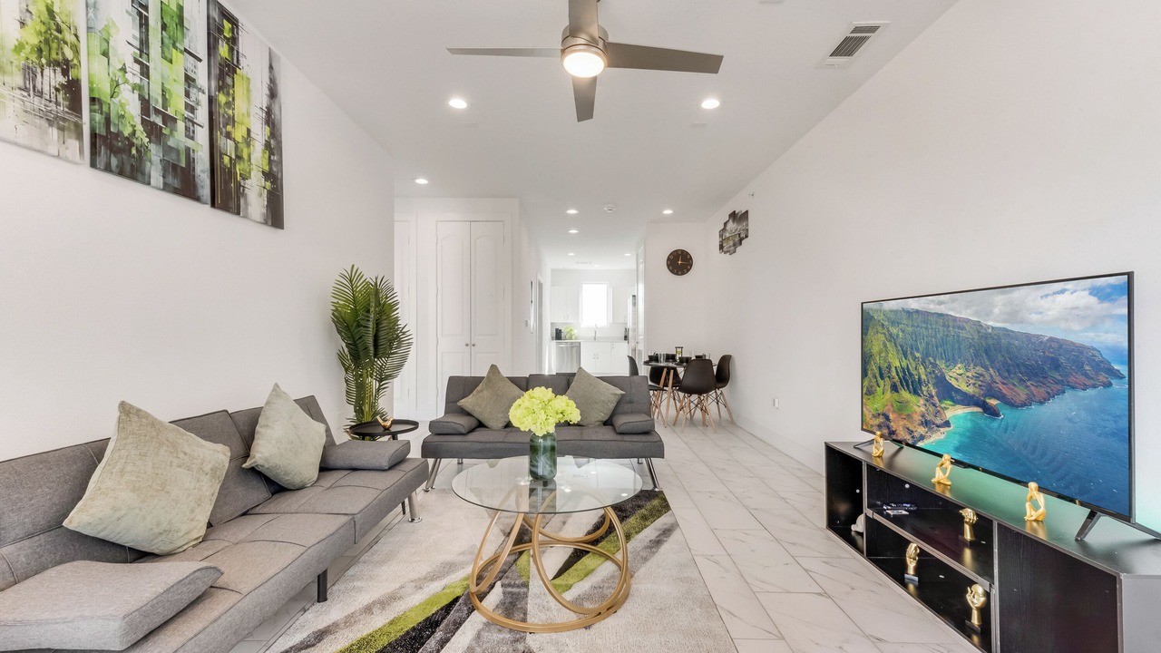 Photo of Livingroom in Downtown Dallas