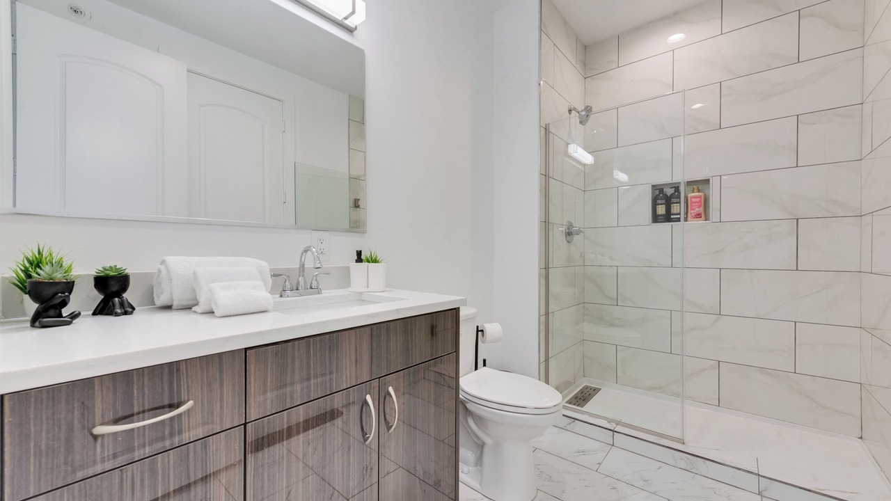 Photo of Bathroom in Downtown Dallas
