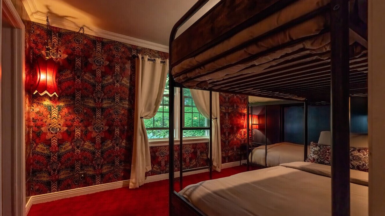Photo of Bedroom in Grenville-sur-la-Rouge
