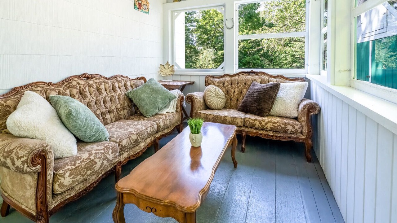 Photo of Livingroom in Grenville-sur-la-Rouge