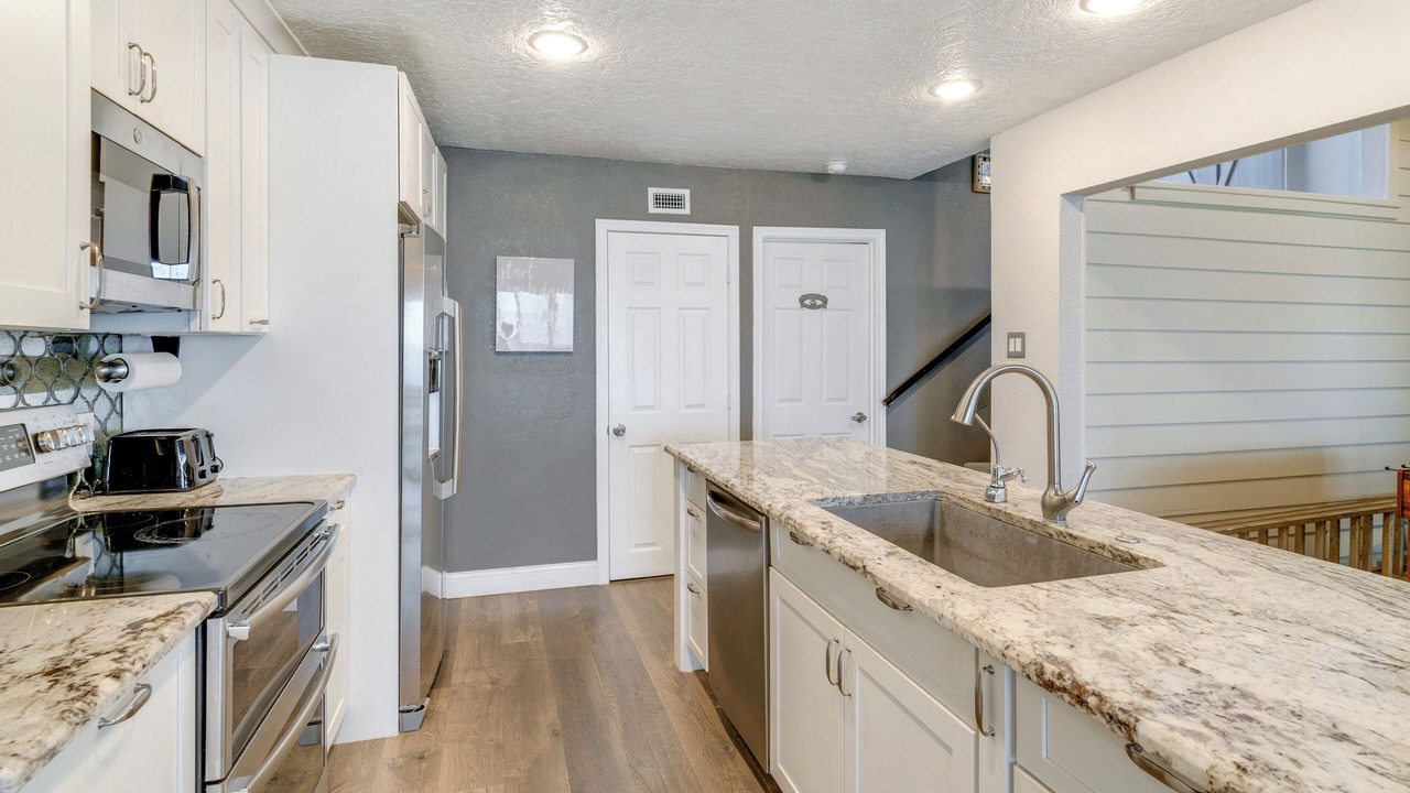 Photo of Kitchen in West Livingston