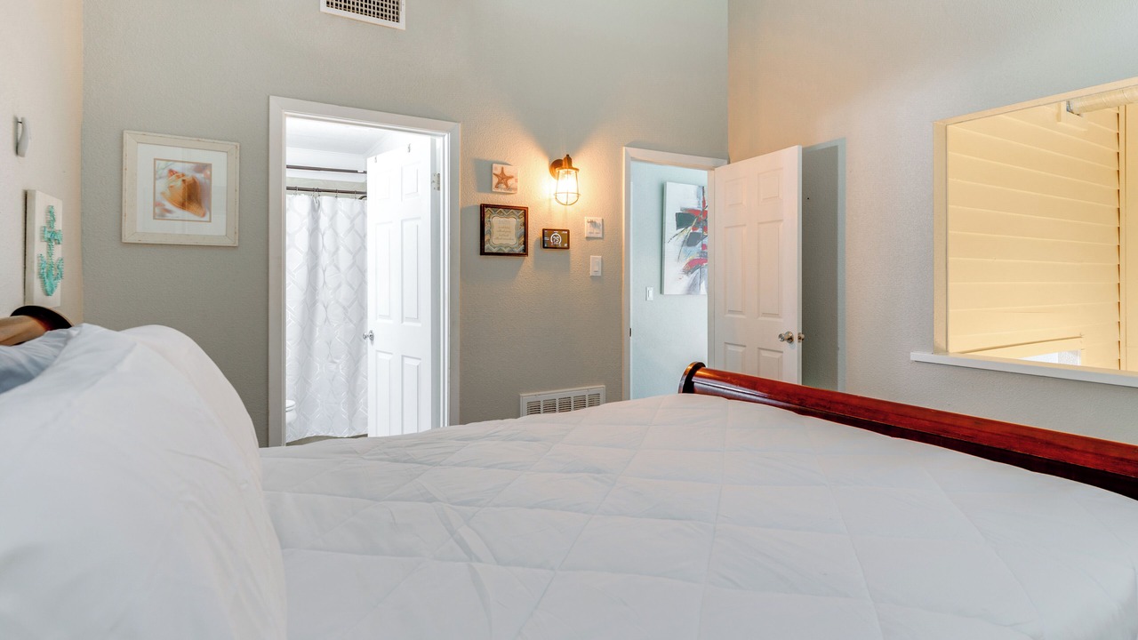 Photo of Bedroom in West Livingston