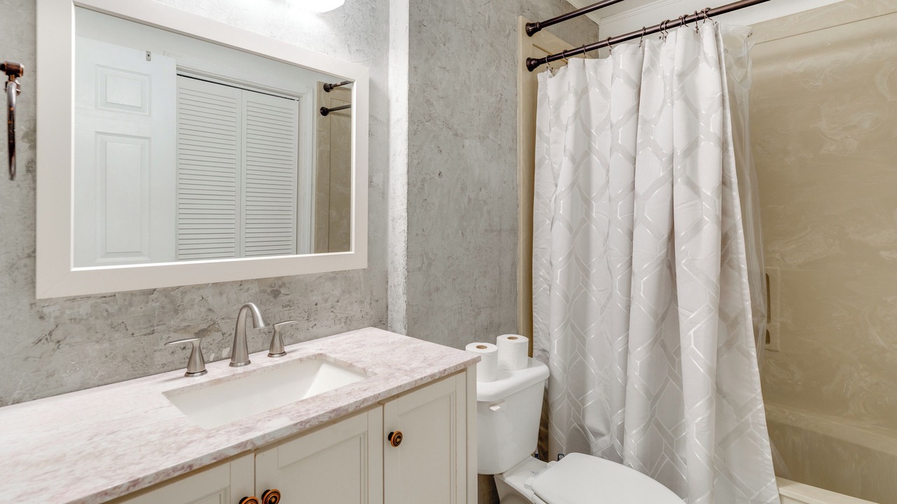 Photo of Bathroom in West Livingston