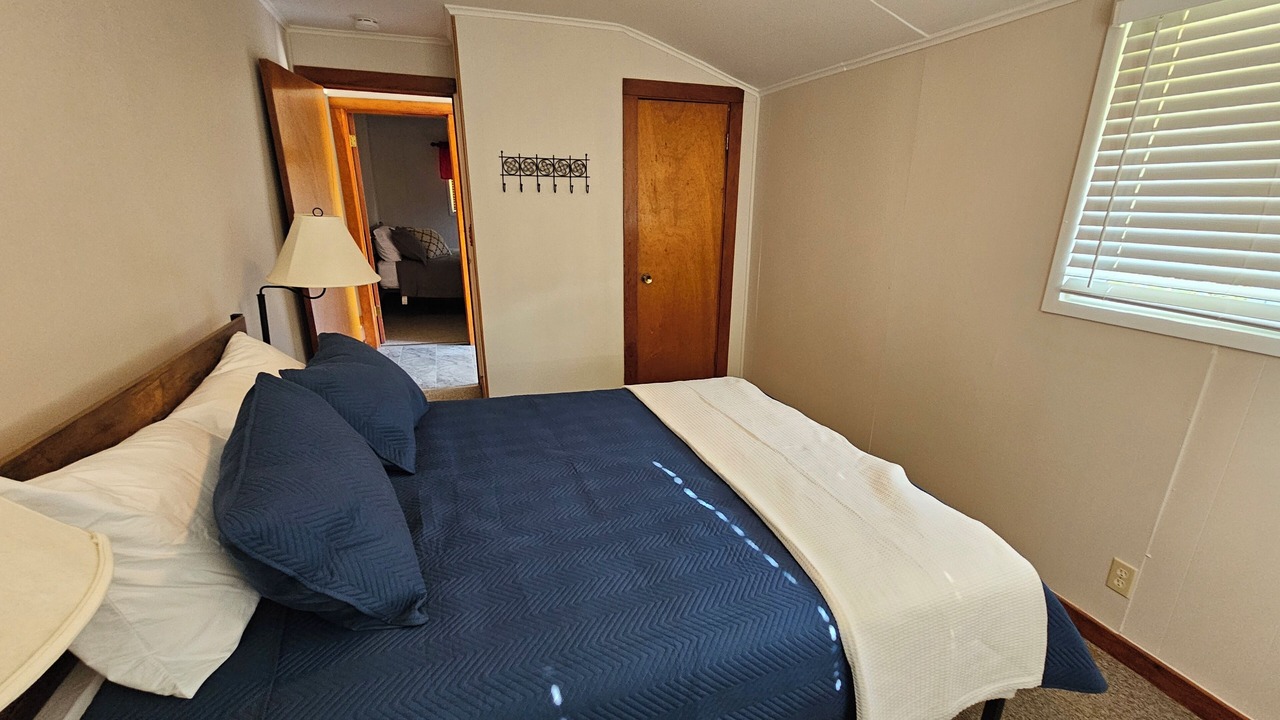 Photo of Bedroom in Grubville