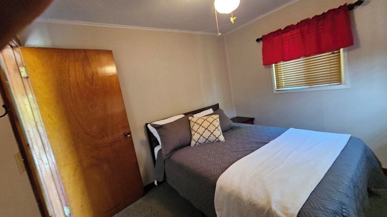 Photo of Bedroom in Grubville