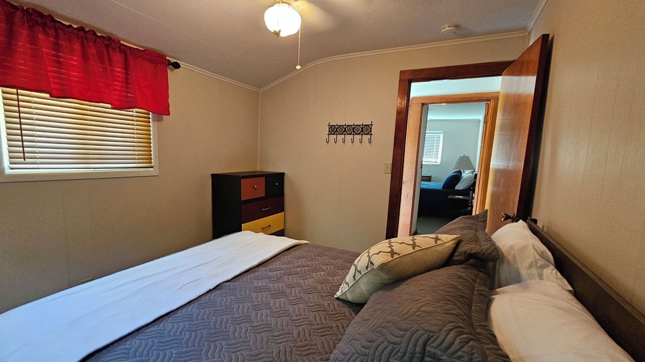 Photo of Bedroom in Grubville