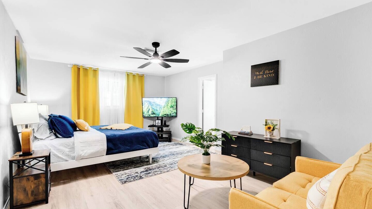 Photo of Bedroom in Euless