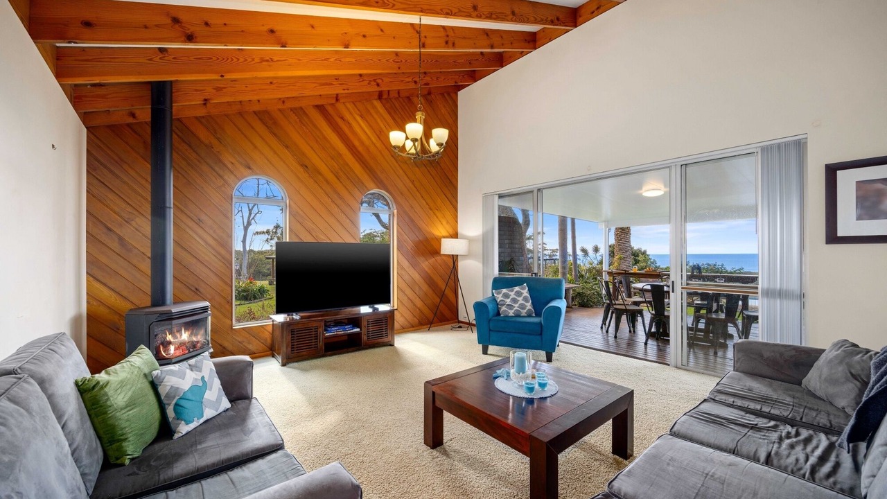 Photo of Livingroom in North Haven