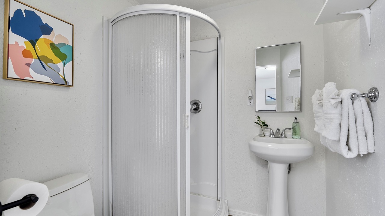 Photo of Bathroom in Alderwood Manor