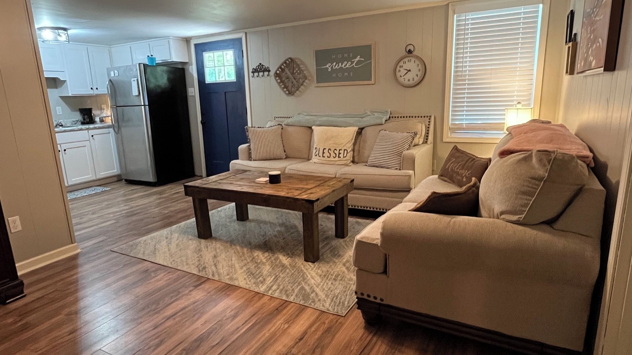 Photo of Livingroom in Mason