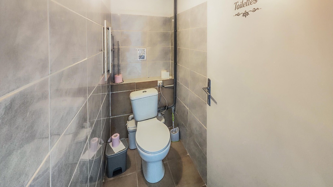 Photo of Bathroom in Brasc