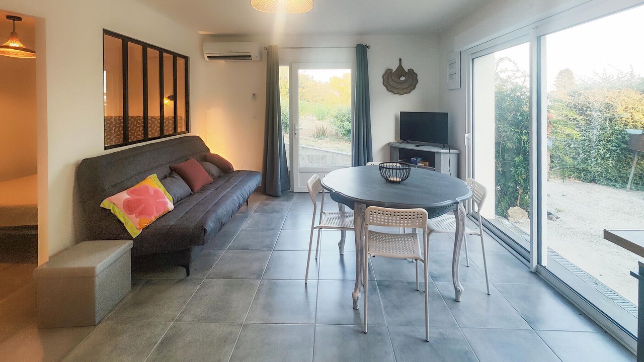 Photo of Bedroom in Lieuran-Cabrieres