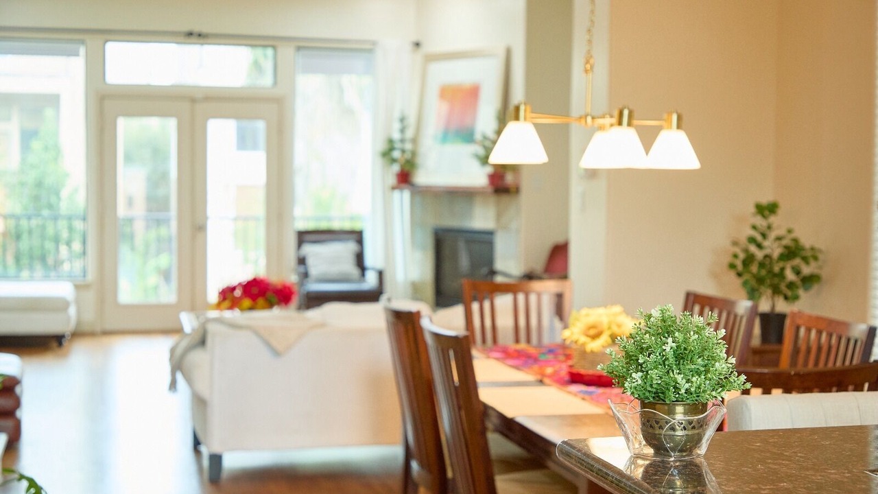 Photo of Livingroom in Washington Ave./ Memorial Park