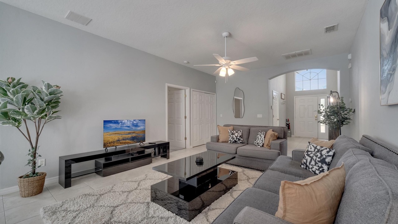 Photo of Livingroom in Crystal Cove