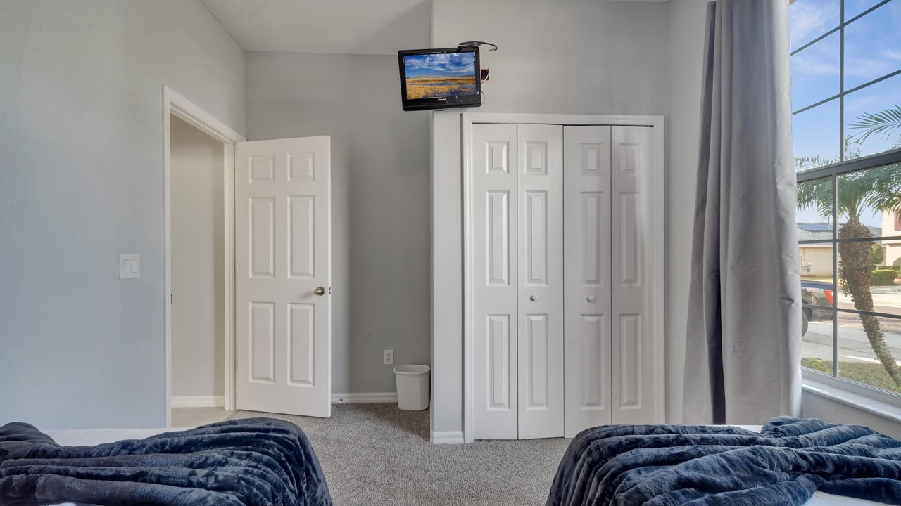 Photo of Bedroom in Crystal Cove