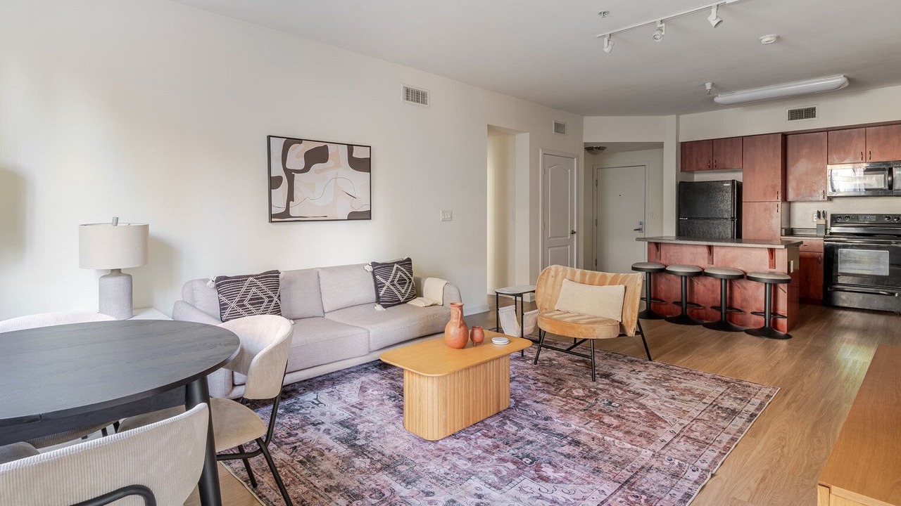 Photo of Livingroom in Union City