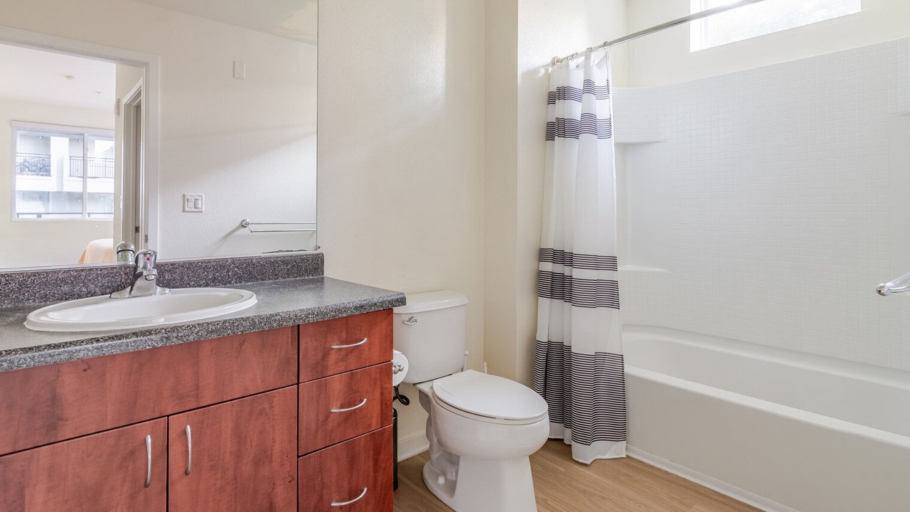 Photo of Bathroom in Union City