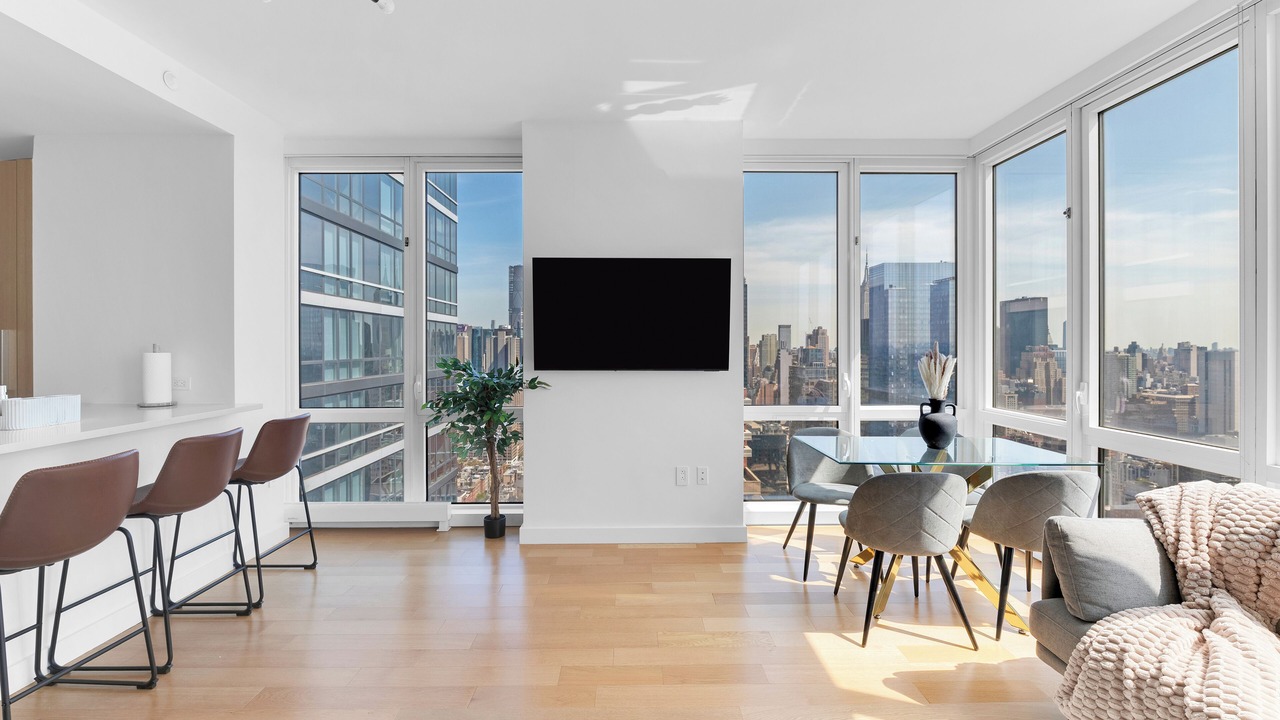 Photo of Livingroom in Hell's Kitchen