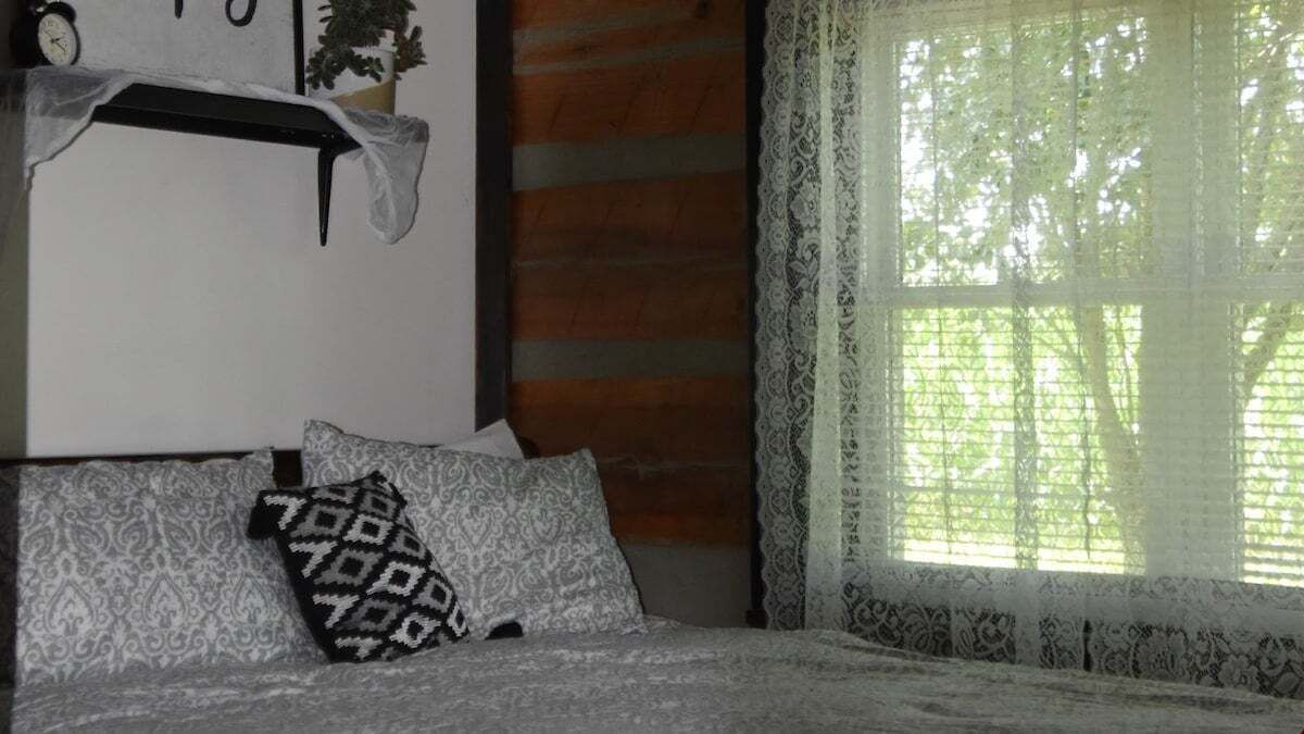 Photo of Bedroom in Lexington