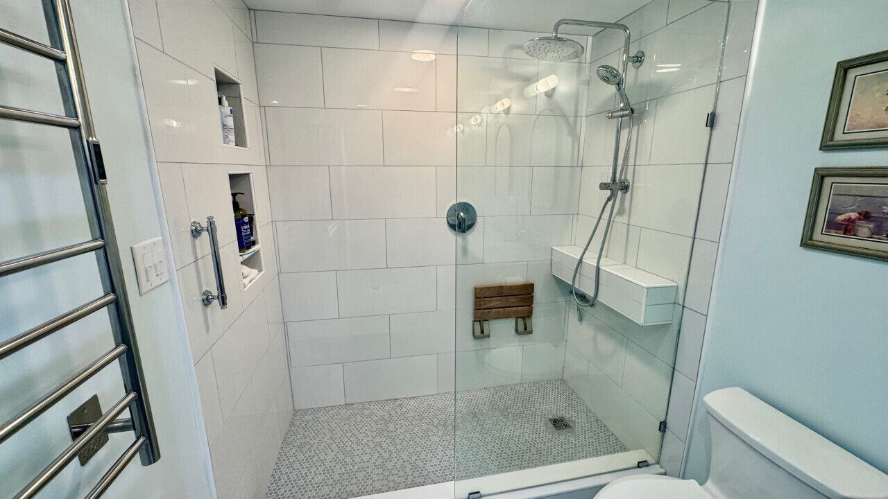 Photo of Bathroom in Oak Ridge