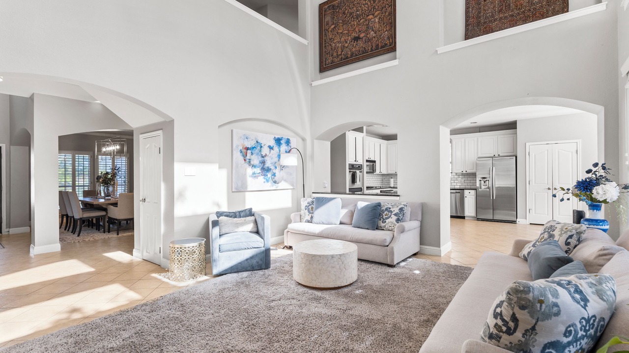 Photo of Livingroom in Falconhead