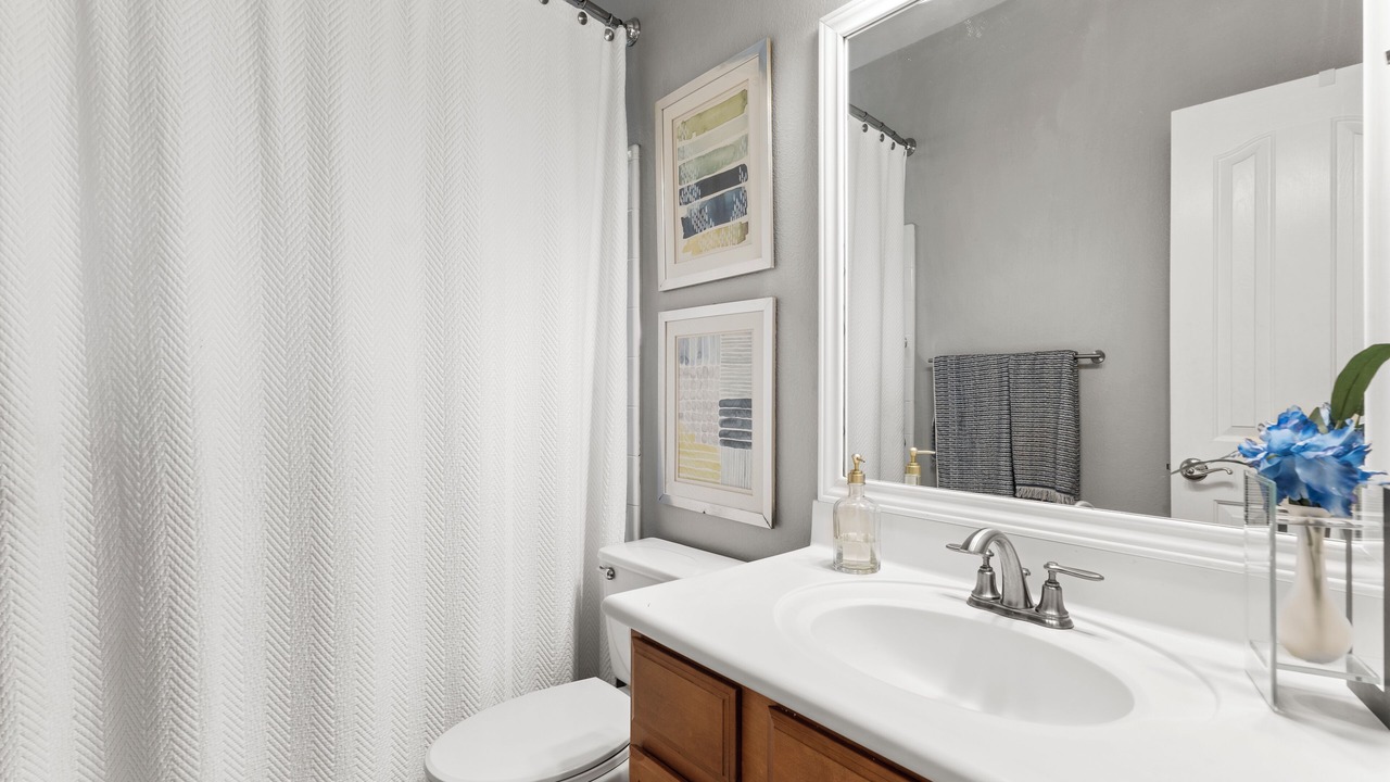 Photo of Bathroom in Falconhead