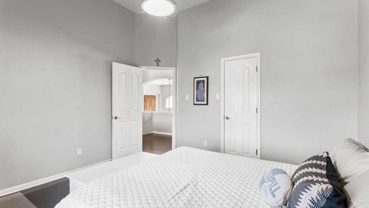 Photo of Bedroom in Falconhead