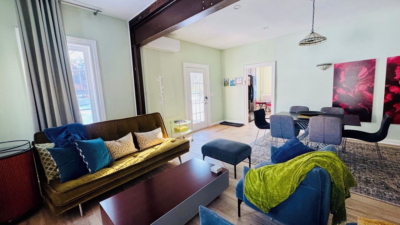 Photo of Livingroom in Beacon